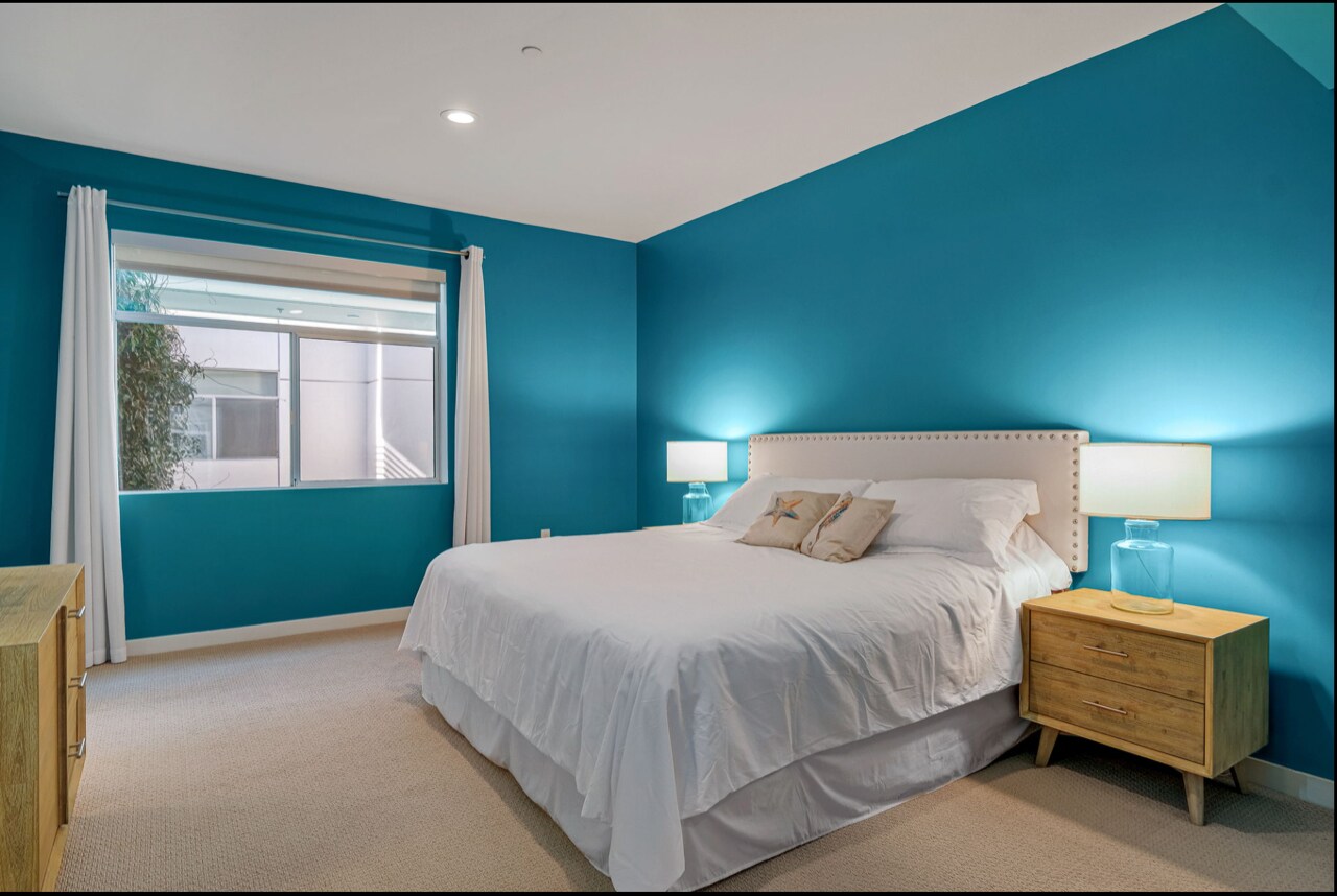 Building Photo - 3119 Via Dolce