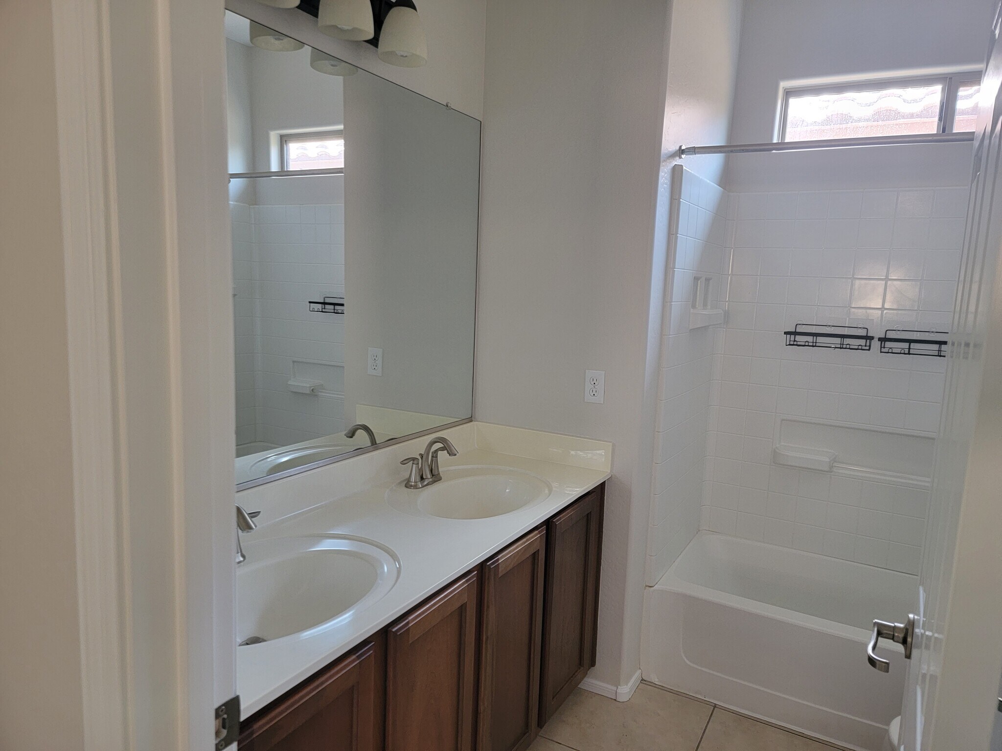 Full Bath - 5346 W Chisum Trl