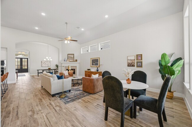 Building Photo - 2714 Coastal Trl