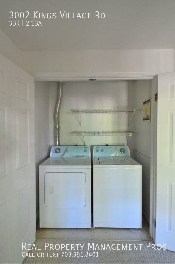 Building Photo - 3002 Kings Village Rd