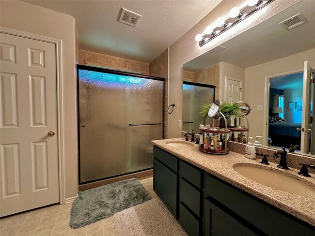 Building Photo - 3617 Marietta Ln