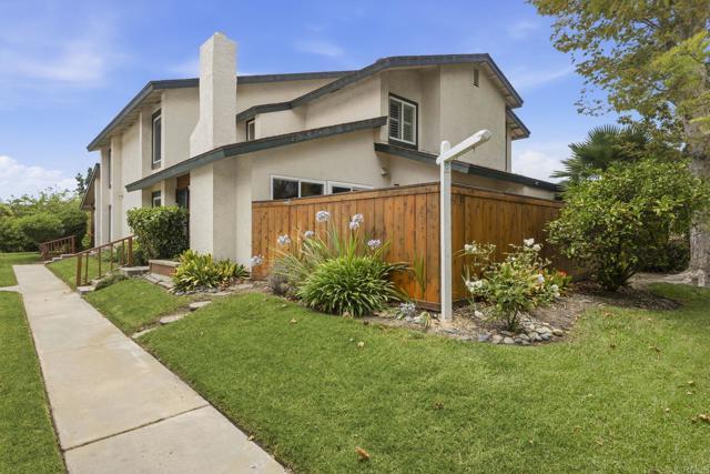 Building Photo - 2033 Shadytree Ln