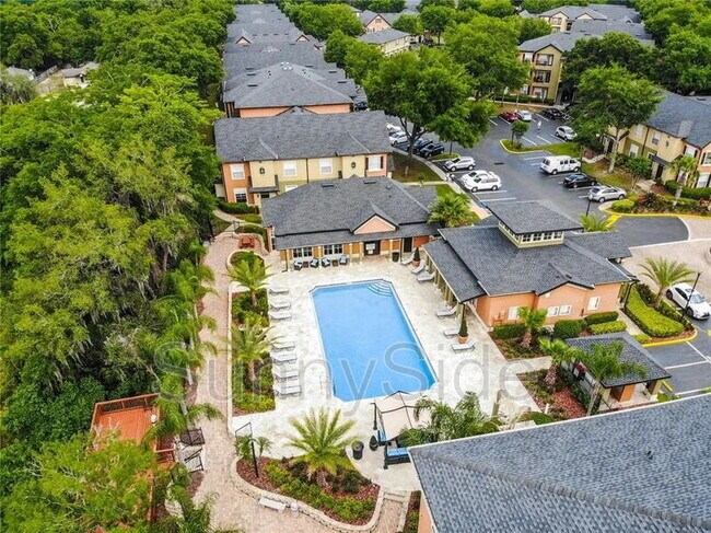 Building Photo - 6021 Westgate Dr