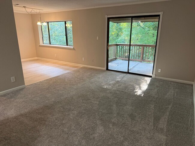 Building Photo - 5066 Flint Ridge Pl