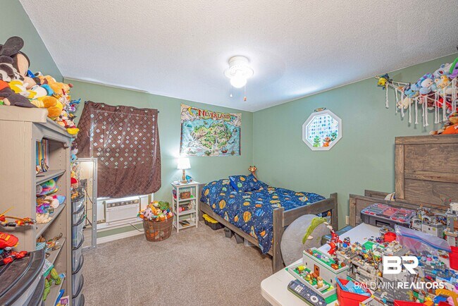 Building Photo - 118 Donna Cir