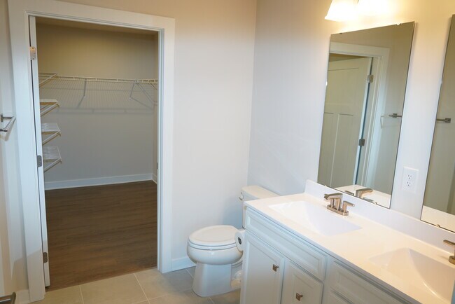 Building Photo - 158 Jameson Pk Dr