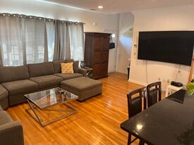 Building Photo - 308 Hamilton Pl