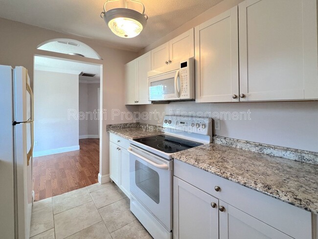 Building Photo - 18134 Matanzas Rd