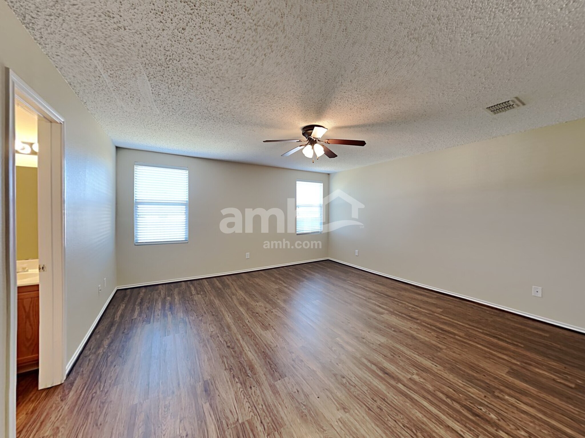 Building Photo - 3956 German Pointer Way