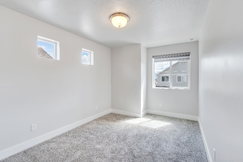 Building Photo - 39 Baker Spg Cv