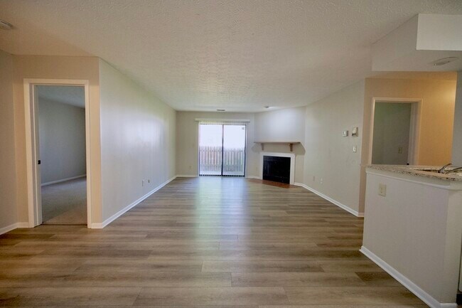 Building Photo - 2245 Hedgerow Road
