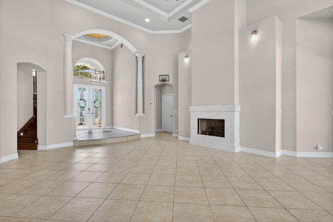 Building Photo - 4901 NE 29th Ave