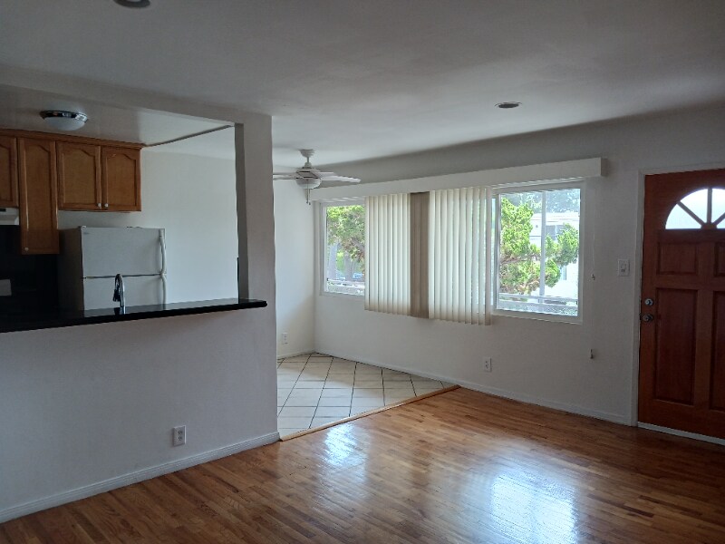 Building Photo - 1025 Idaho Ave