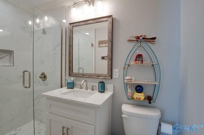 Building Photo - 8129 Hickory Hill Ln SE