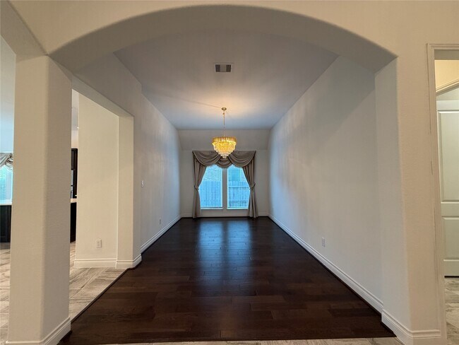 Building Photo - 3319 Sky Run Ct