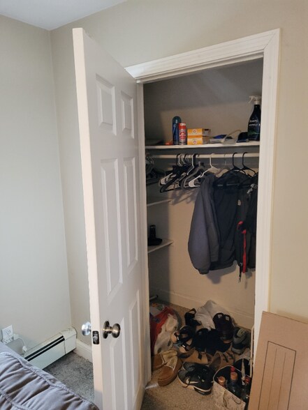 Building Photo - 171 Peirce St