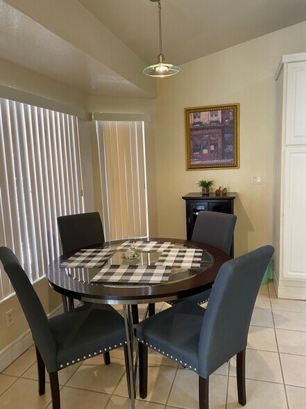 Building Photo - 741 Rocky Trail Rd