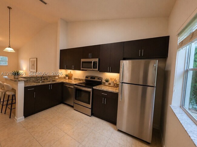Building Photo - 3431 W 80th St