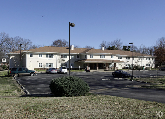 Building Photo - McCullough Place