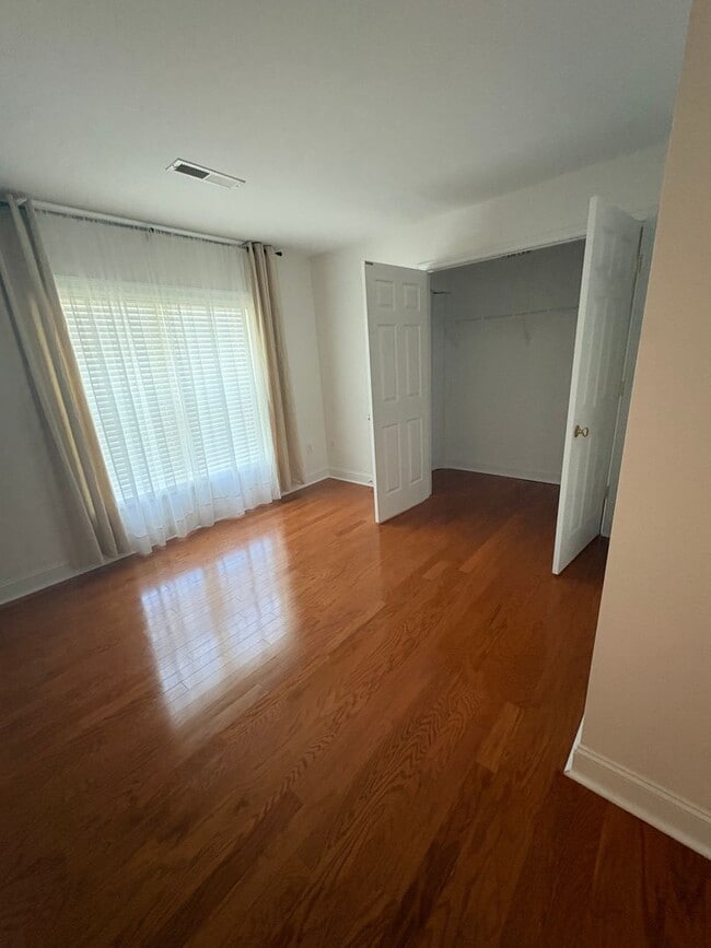 Building Photo - 4732 Tatton Park Cir