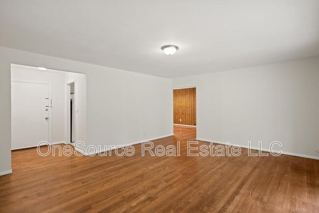 Building Photo - 5070 Crowe Dr SE