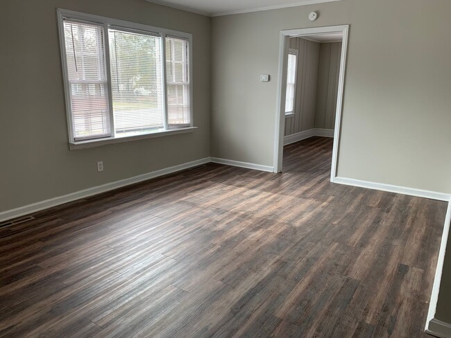Building Photo - New Listing! Coming Soon!