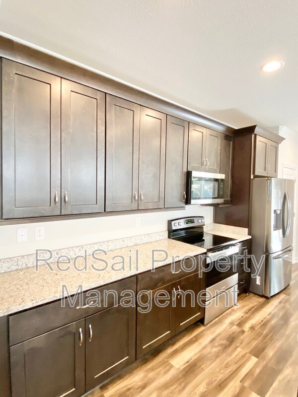 Building Photo - 2758 McKann Ave