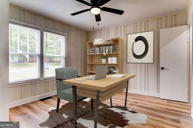 Building Photo - 210 Bryan St