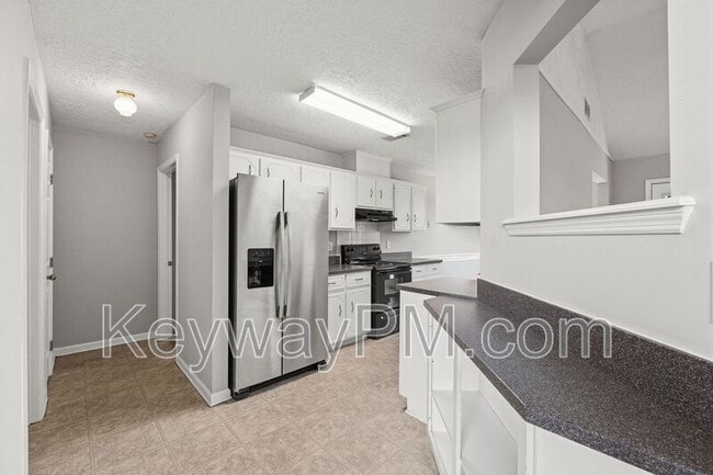 Building Photo - 137 Summerfield Cir