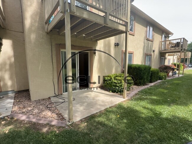 Building Photo - 497 Coronado Ct