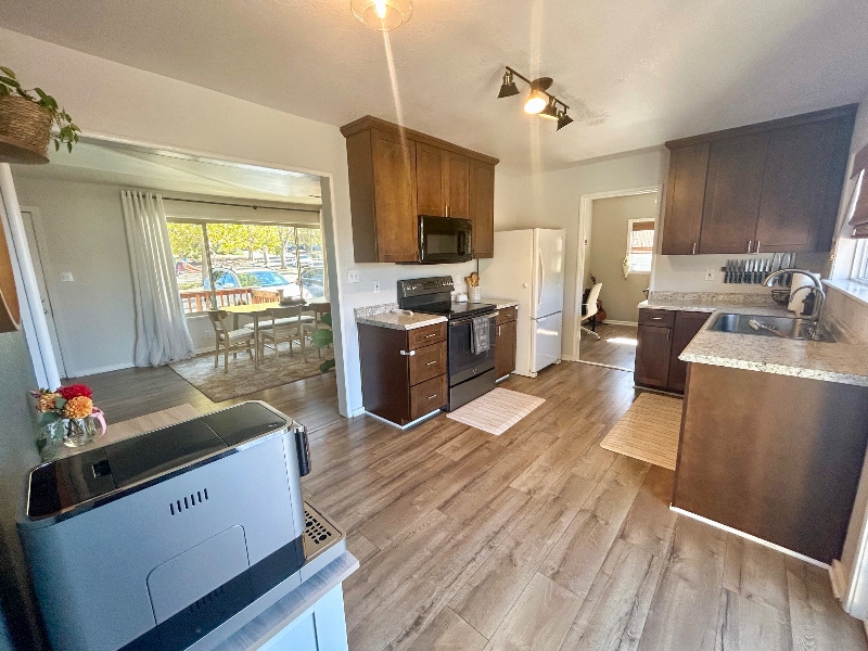 Building Photo - 18 Vista Grande Ave