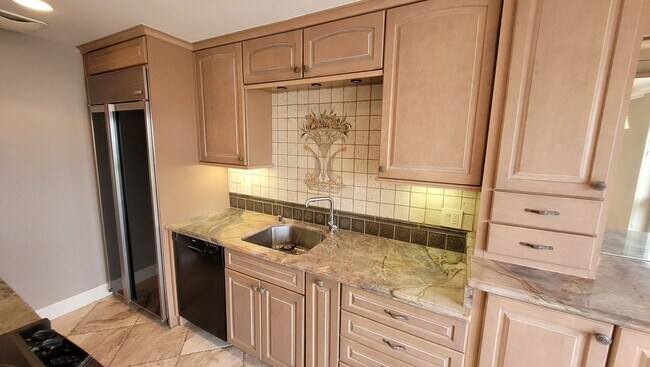 Building Photo - LA JOLLA VILLAGE - Park Prospect - Nice 2 ...
