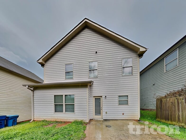 Building Photo - 1006 Grenier Terrace NE