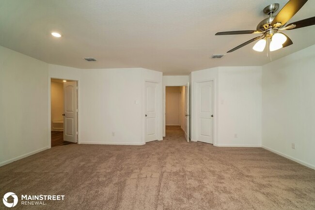 Building Photo - 4215 Trail De Paris, New Braunfels, TX 78132