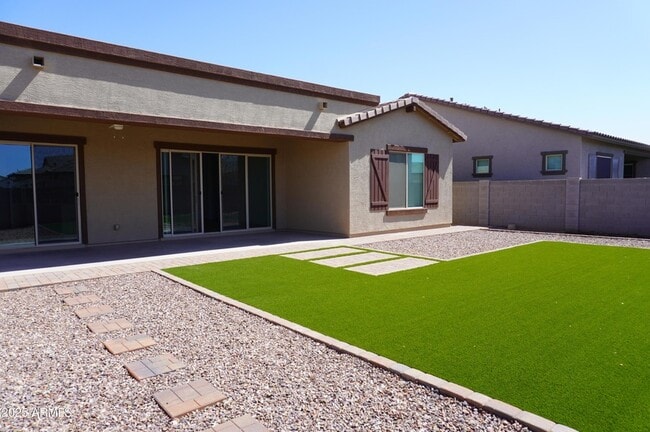 Building Photo - 22777 E Orion Way