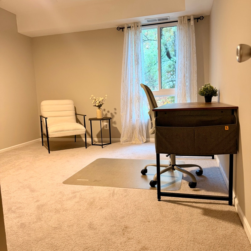 Building Photo - 4404 Island Pl