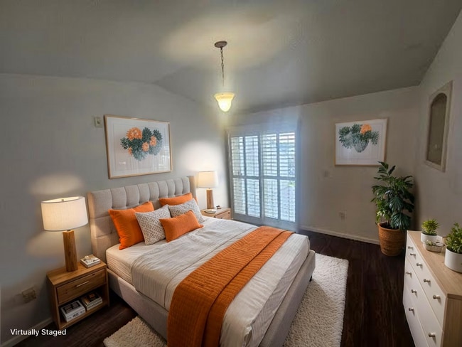 Building Photo - **Coming Soon** 2 Bed/2 Bath Top Floor Condo with Covered Garage Space and Additional Storage