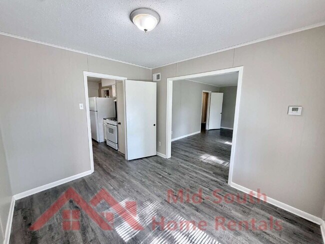 Building Photo - 4271 Coventry Dr