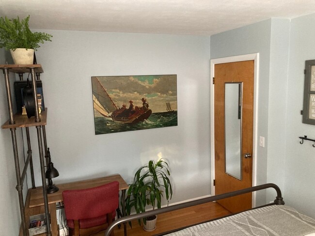 Building Photo - Updated 3-Bedroom Home in Dalton with Garage & Fenced Backyard – $2,800