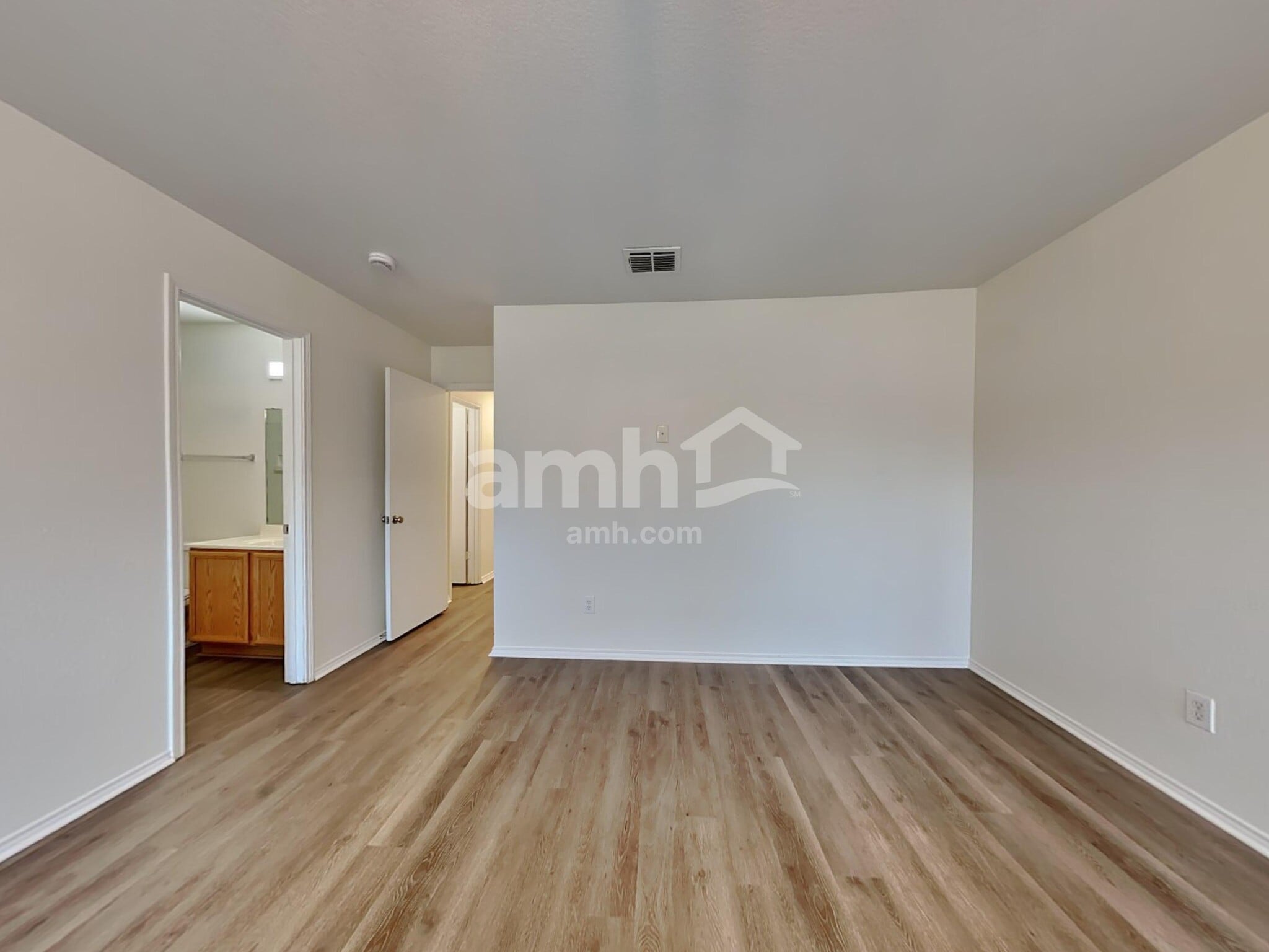 Building Photo - 812 Poncho Ln