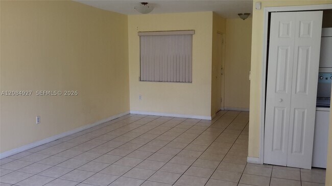 Building Photo - 7400 Miami Lakes Dr