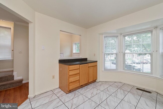 Building Photo - 10301 Greenspire Way