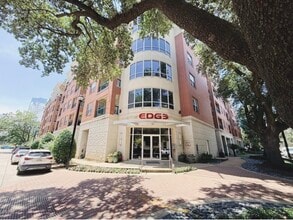 Building Photo - 300 St Joseph Pkwy