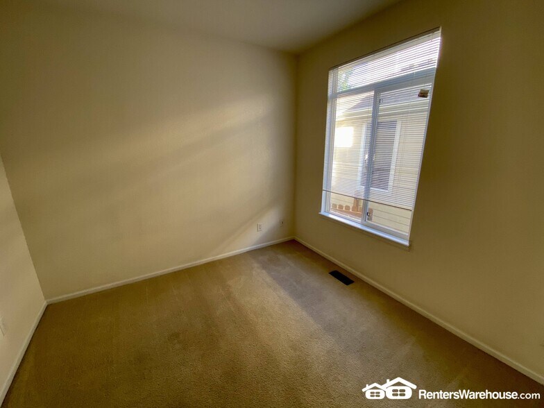 Building Photo - 3754 Shadow Canyon Trail