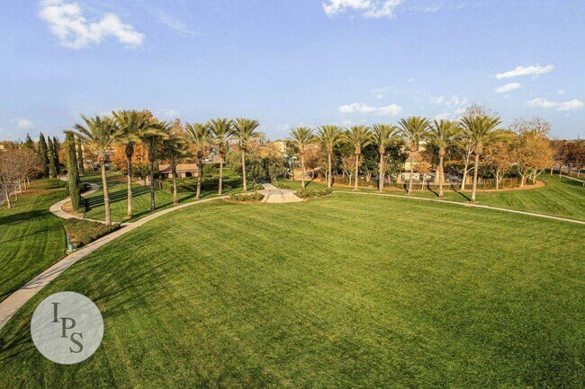 Building Photo - Harlan Ranch Clovis Home, 3BR/2BA, Amazing Community - Lots of Amenities!