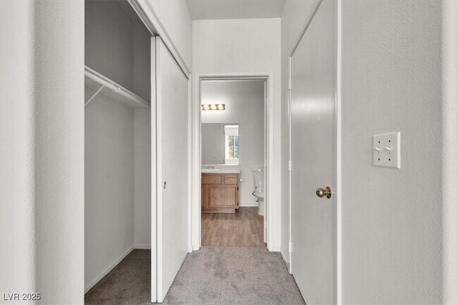 Building Photo - 9050 W Warm Springs Rd