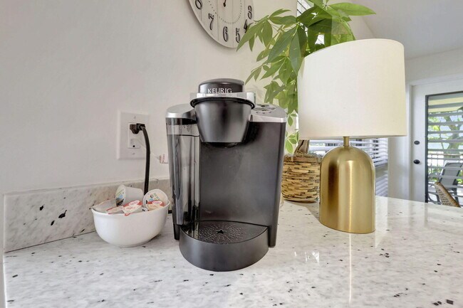 Building Photo - 334 Brackenwood Cir