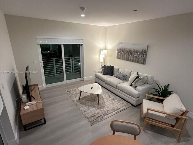 Building Photo - 1938 Jackson St