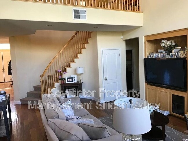 Building Photo - 3825 Venus Ct