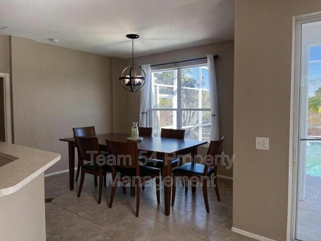 Building Photo - 6323 Sturbridge Ct